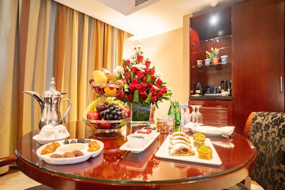 imgi_185_expedia100000009850000984040098403117d24c7fa_z